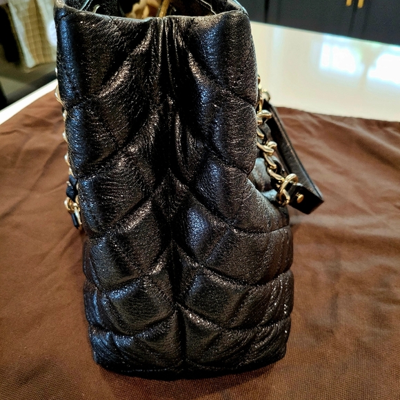 EUC Kate Spade Black Quilted Shimmer Shoulder Bag - Picture 5 of 10